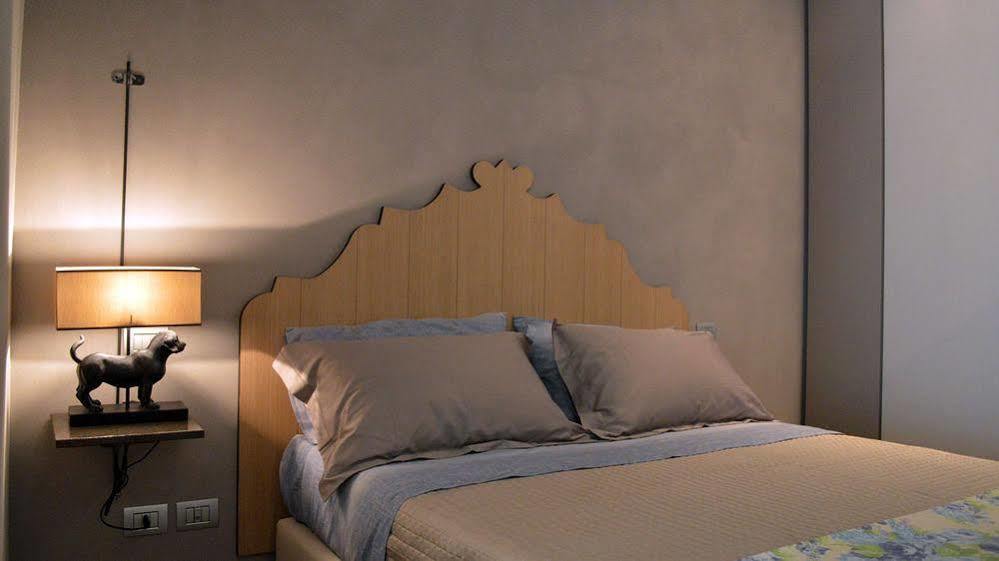 Residenza Domo Apartment ปอร์โต ซันเตลปีดิโอ ภายนอก รูปภาพ