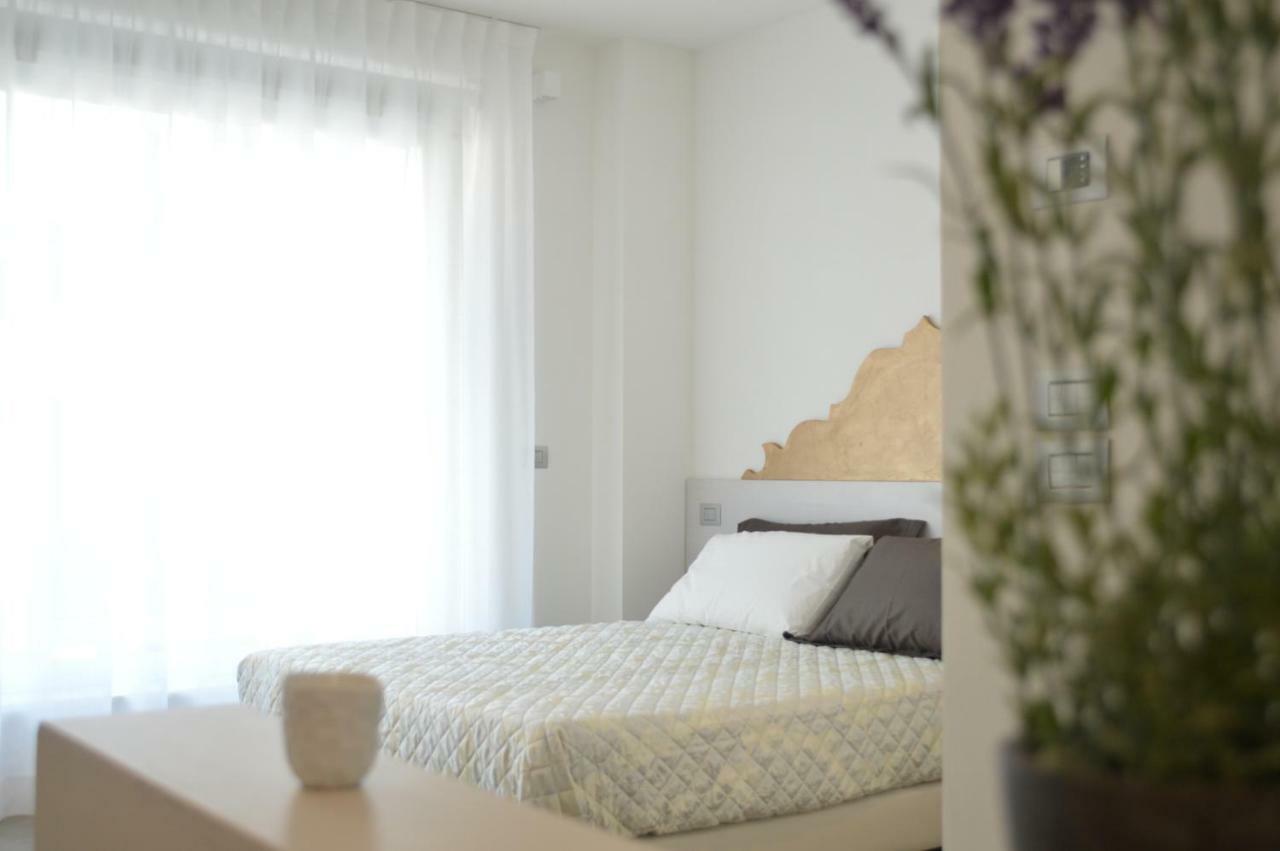 Residenza Domo Apartment ปอร์โต ซันเตลปีดิโอ ภายนอก รูปภาพ